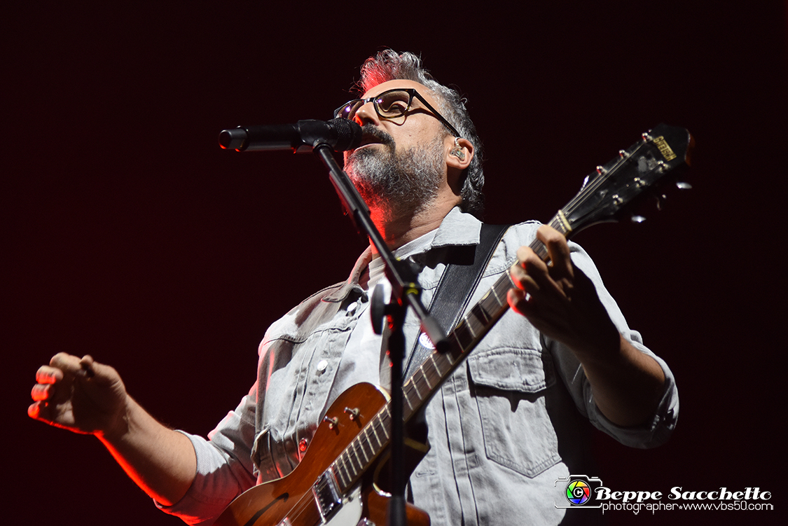 VBS_9327 - Concerto Brunori sas - Tour 2022.jpg